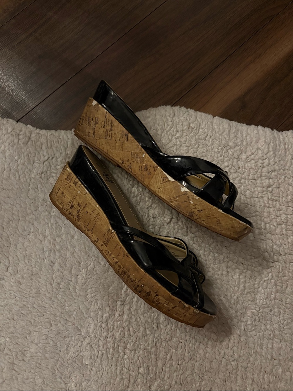 Jules & James Black Patent Cork Wedge Sandals – Women’s Size 8